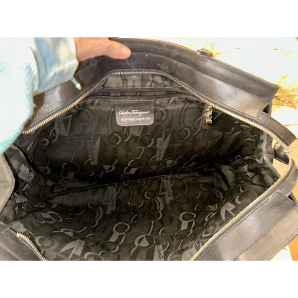 VINTAGE FERRAGAMO LARGE CHAIN LINK CANVAS TOTE BAG - Picture 6 of 9